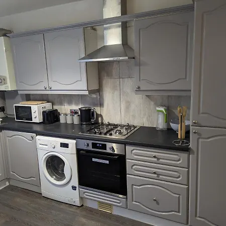 Station Apartments Ashton in Makerfield Exterior photo