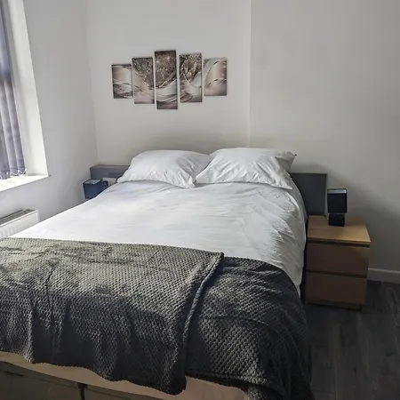 Station Apartments Ashton in Makerfield Room photo